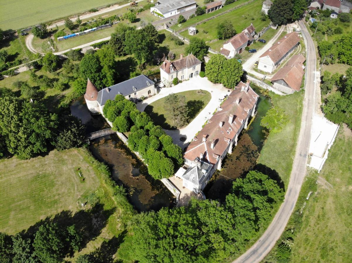 Chateau De Mauvilly Exterior photo